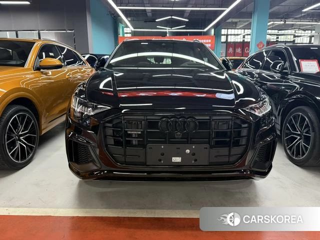 Audi Q8 2023 Черный из Китая, фото 6
