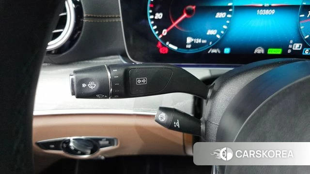 Mercedes-Benz E-Class W213 2022 Серый из Кореи, фото 6