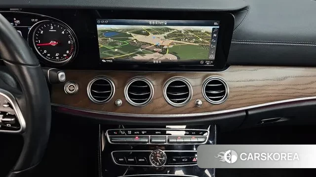 Mercedes-Benz E-Class W213 2019 Синий из Кореи, фото 6