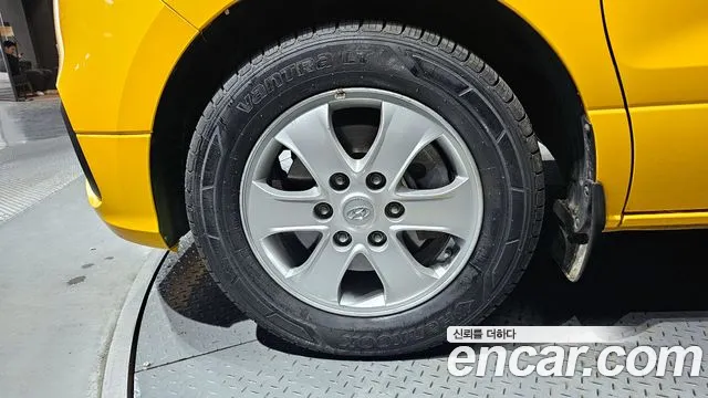 Hyundai The New Grand Starex 2018 Желтый из Кореи, фото 6