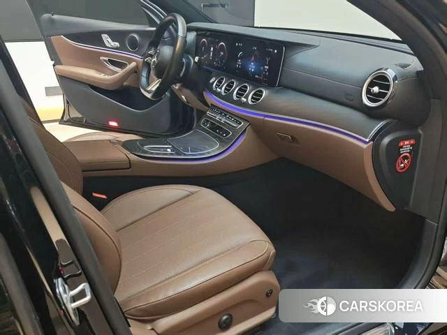 Mercedes-Benz E-class (imported) 2021 Черный из Китая, фото 6