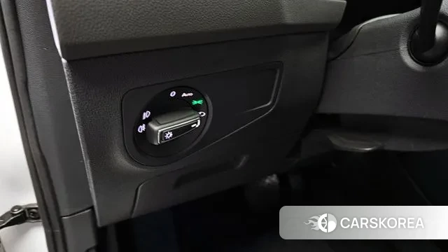 Volkswagen Tiguan second Generation 2020 Белый из Кореи, фото 6