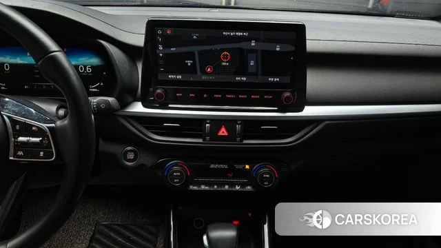 Kia The New K3 2nd generation 2021 Белый из Кореи, фото 6