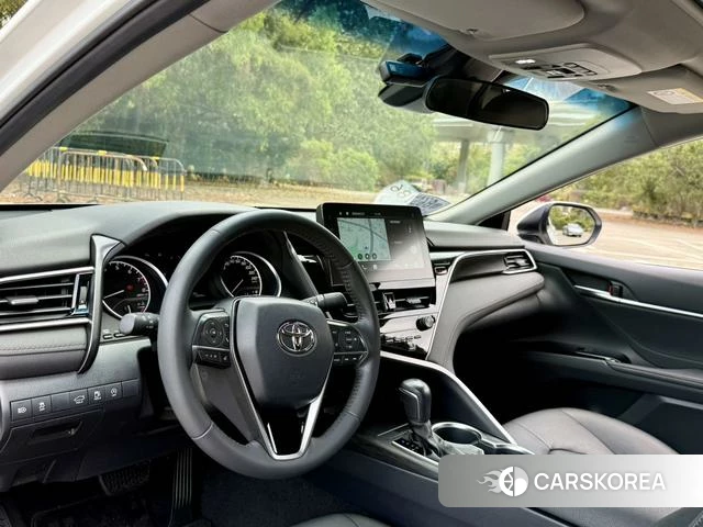 Toyota Camry 2022 Белый из Китая, фото 6