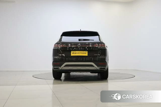 Volkswagen Tanyue 2024 Темно-серый из Китая, фото 6