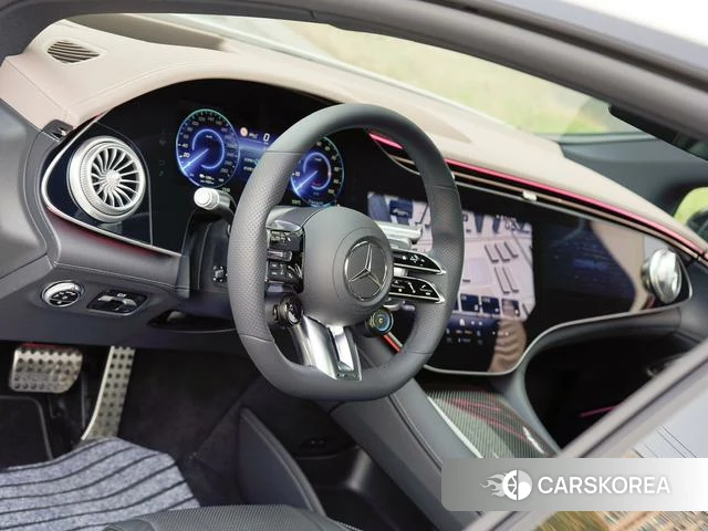 Mercedes-Benz EQS AMG 2024 Белый из Китая, фото 6