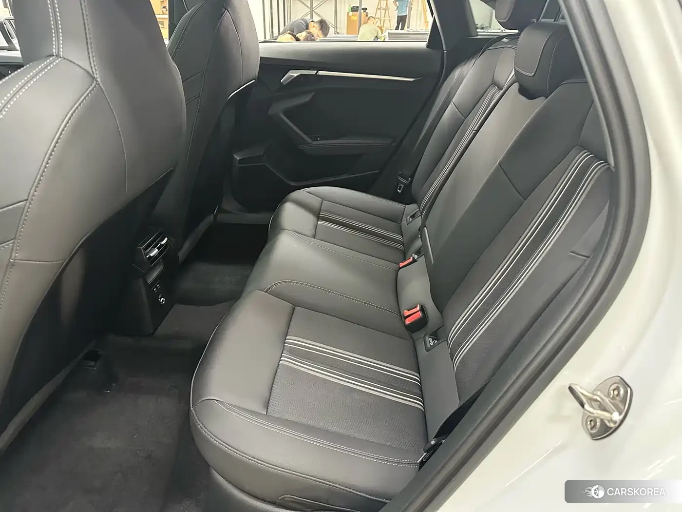 Audi A3 2023 Белый из Китая, фото 6