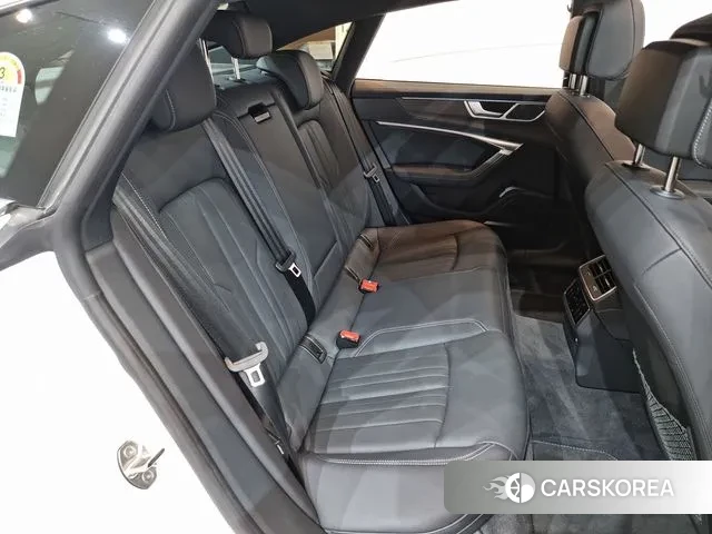 Audi A7 (4K) 2023 Белый из Кореи, фото 6