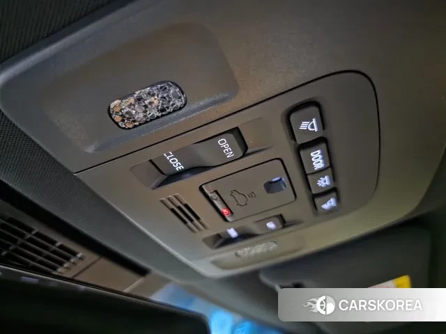 Toyota Camry (XV80) 2024 Песочный из Кореи, фото 6