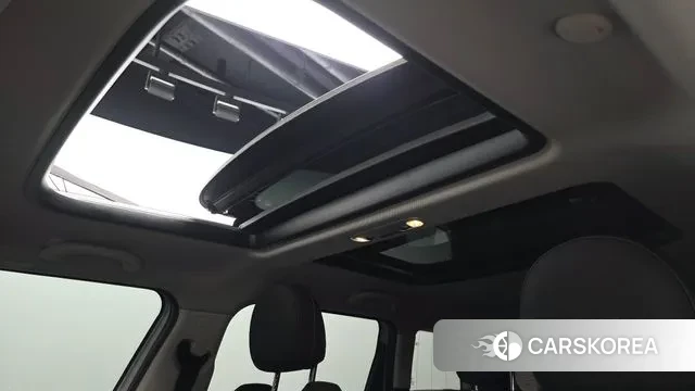 Mini Cooper Clubman 2022 Серебряный из Кореи, фото 6