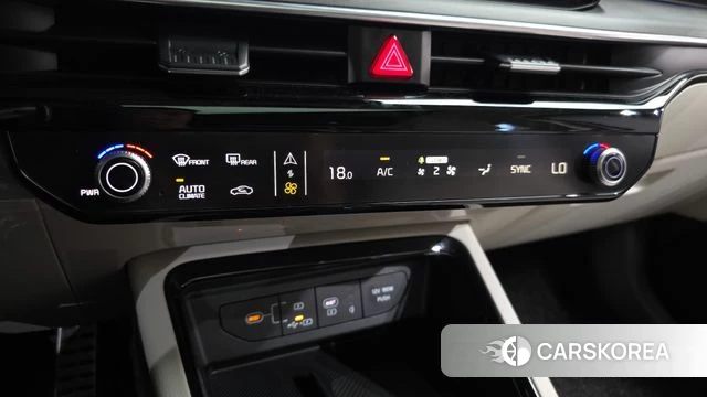 Kia The New K5 3rd generation 2025 Белый из Кореи, фото 6