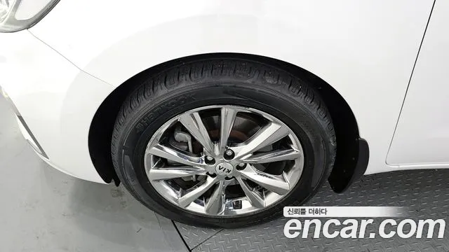 Kia The New Carnival 2019 Белый из Кореи, фото 6