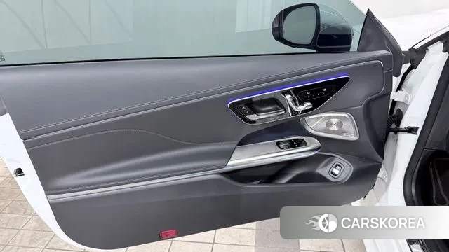 Mercedes-Benz CLE-Class C236 2025 Белый из Кореи, фото 6