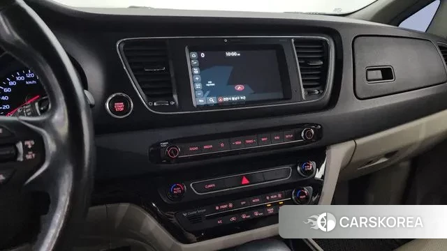 Kia The New Carnival 2018 Белый из Кореи, фото 6