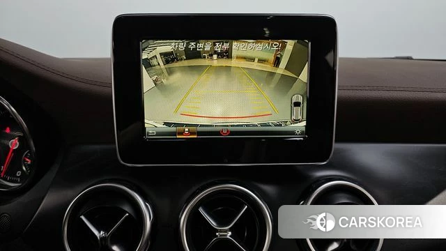 Mercedes-Benz GLA-Class X156 2018 Белый из Кореи, фото 6