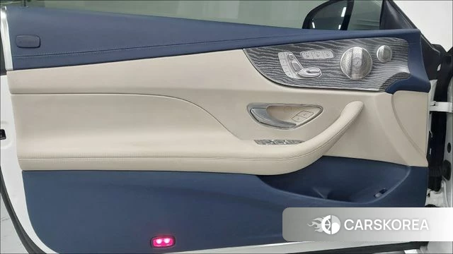 Mercedes-Benz E-Class W213 2022 Белый из Кореи, фото 6
