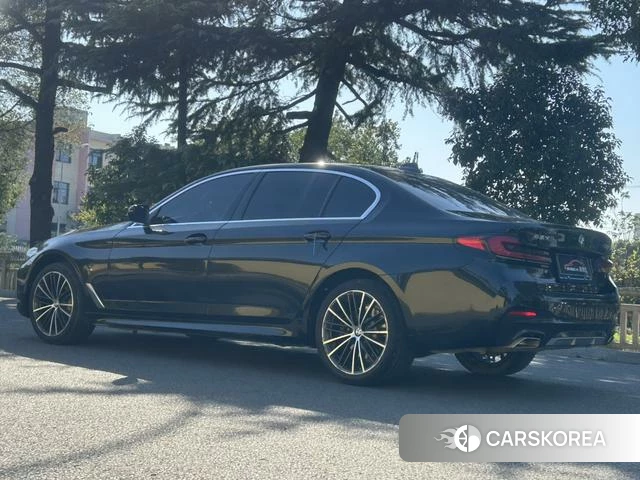 BMW 5 series 2022 Черный из Китая, фото 6