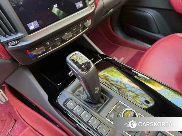 Maserati Levante 2022 Синий из Китая, фото 6