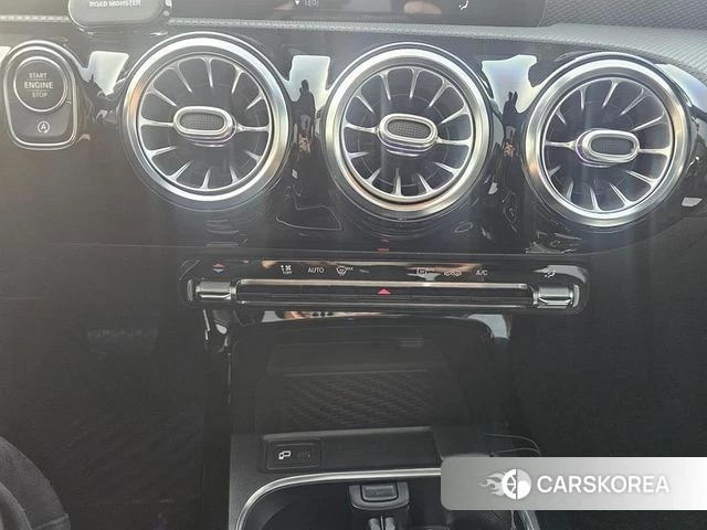 Mercedes-Benz A-Class W177 2021 Белый из Кореи, фото 6