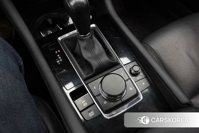 Mazda 3 Angkesaila 2022 Белый из Китая, фото 6
