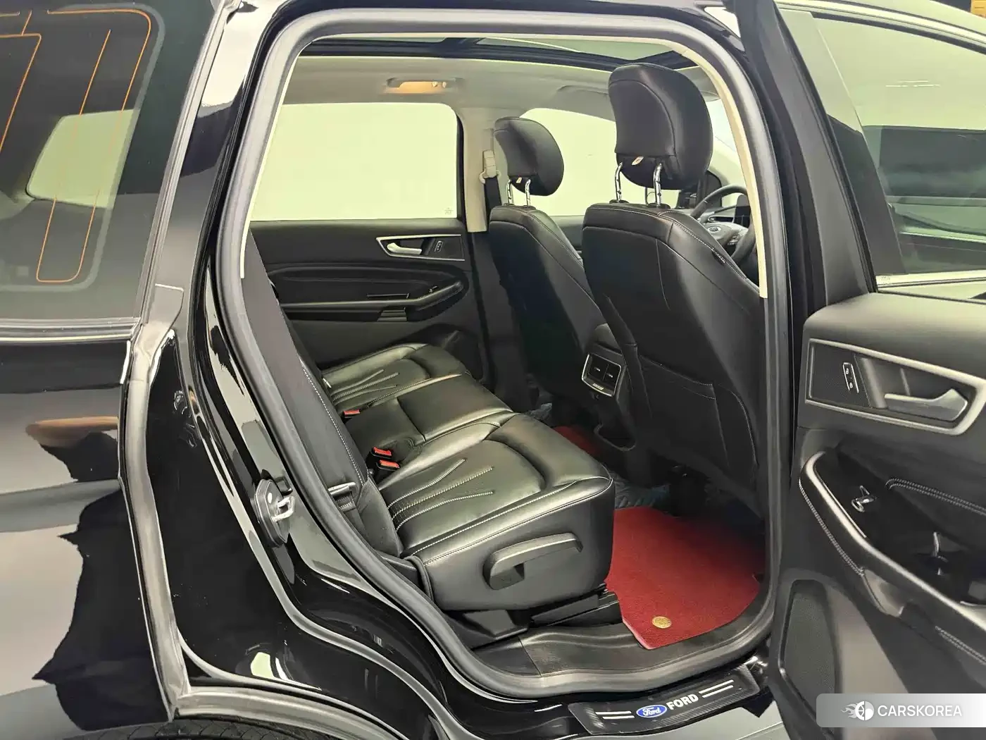 Ford Edge 2022 Черный из Китая, фото 6