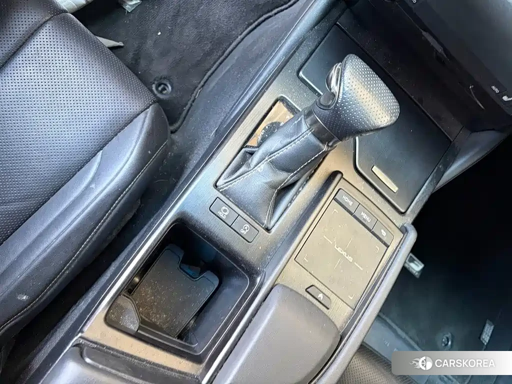 Lexus ES 2019 Белый из Китая, фото 6