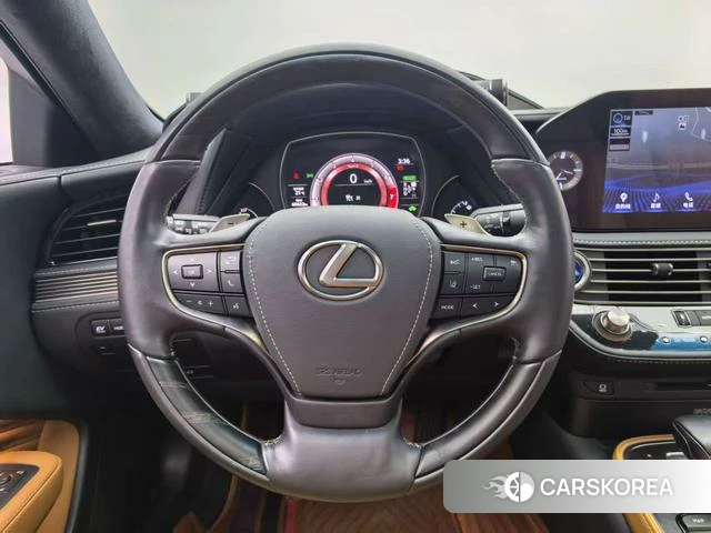 Lexus LS 2021 Серебристо-серый из Китая, фото 6