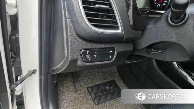 Kia Seltos 2022 Белый из Кореи, фото 6