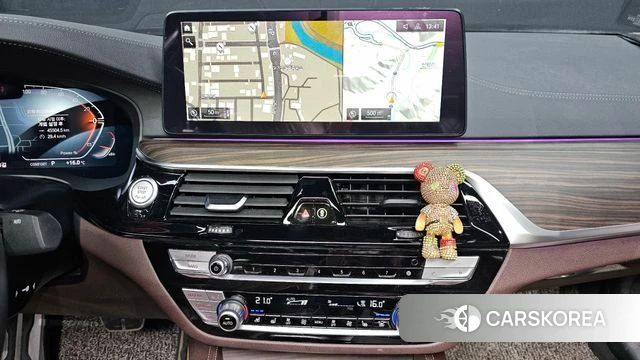 BMW 5 Series (G30) 2020 Белый из Кореи, фото 6