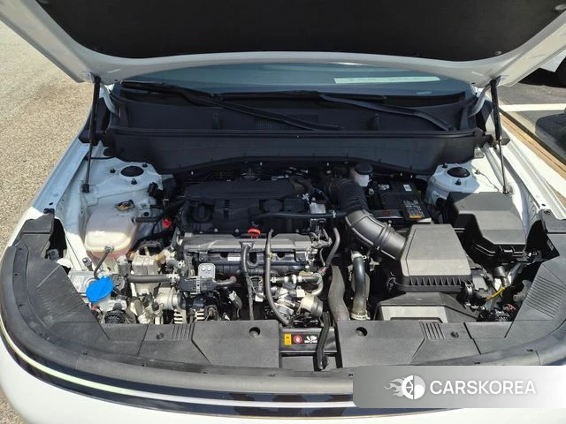 Hyundai Kona (SX2) 2025 Белый из Кореи, фото 6