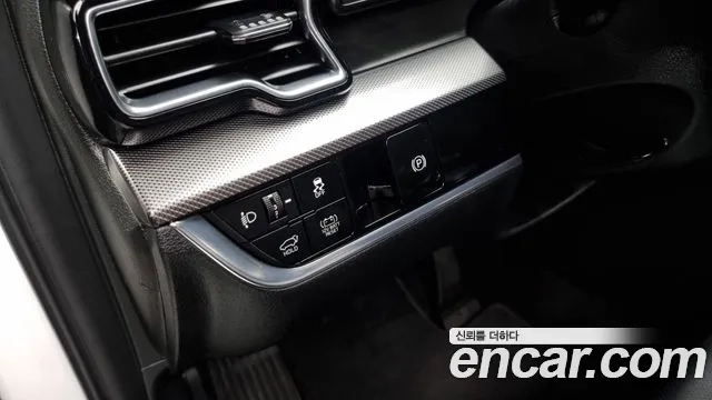 Kia Sportage 5th Generation Hybrid 2023 Белый из Кореи, фото 6