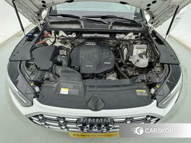 Audi Q5L 2022 Белый из Китая, фото 6