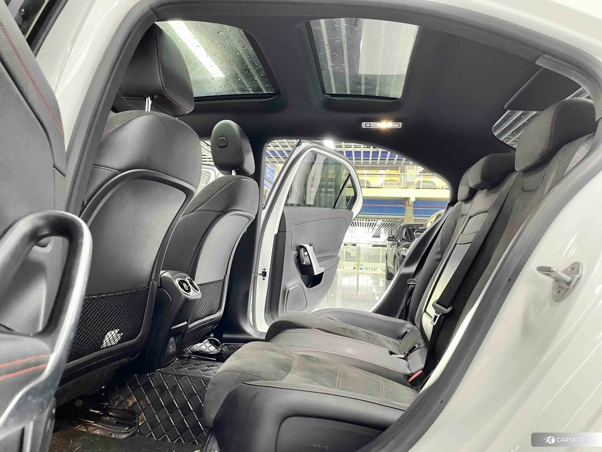 Mercedes-Benz Class A 2022 Белый из Китая, фото 6