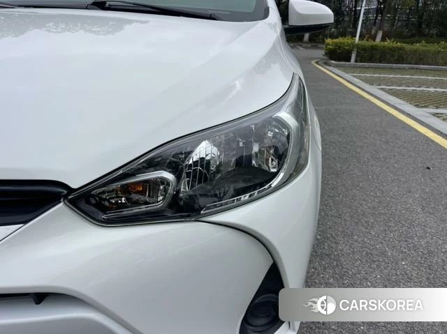 Toyota YARIS L Zhixuan 2021 Белый из Китая, фото 6