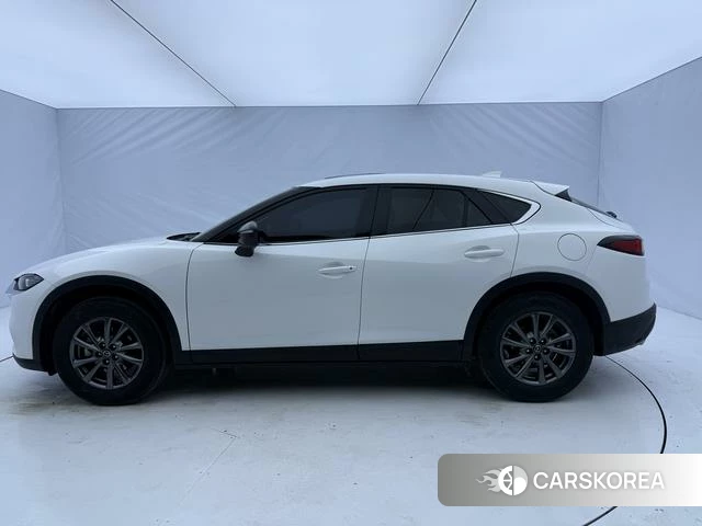 Mazda CX-4 2023 Белый из Китая, фото 6