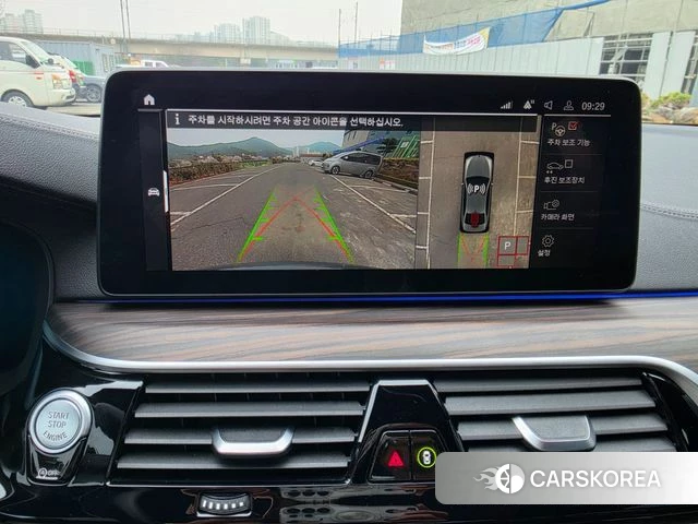 BMW 5 Series (G30) 2021 Серебристо-серый из Кореи, фото 6