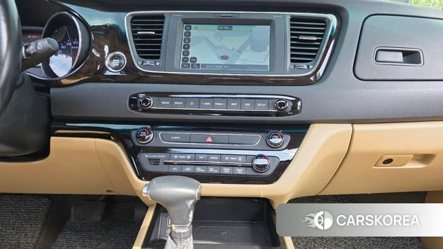 Kia The New Carnival 2018 Белый из Кореи, фото 6