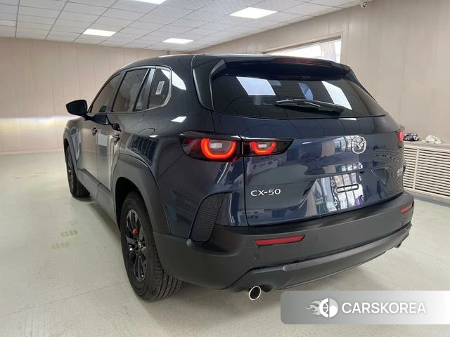 Mazda CX-50 line also 2024 Синий из Китая, фото 6
