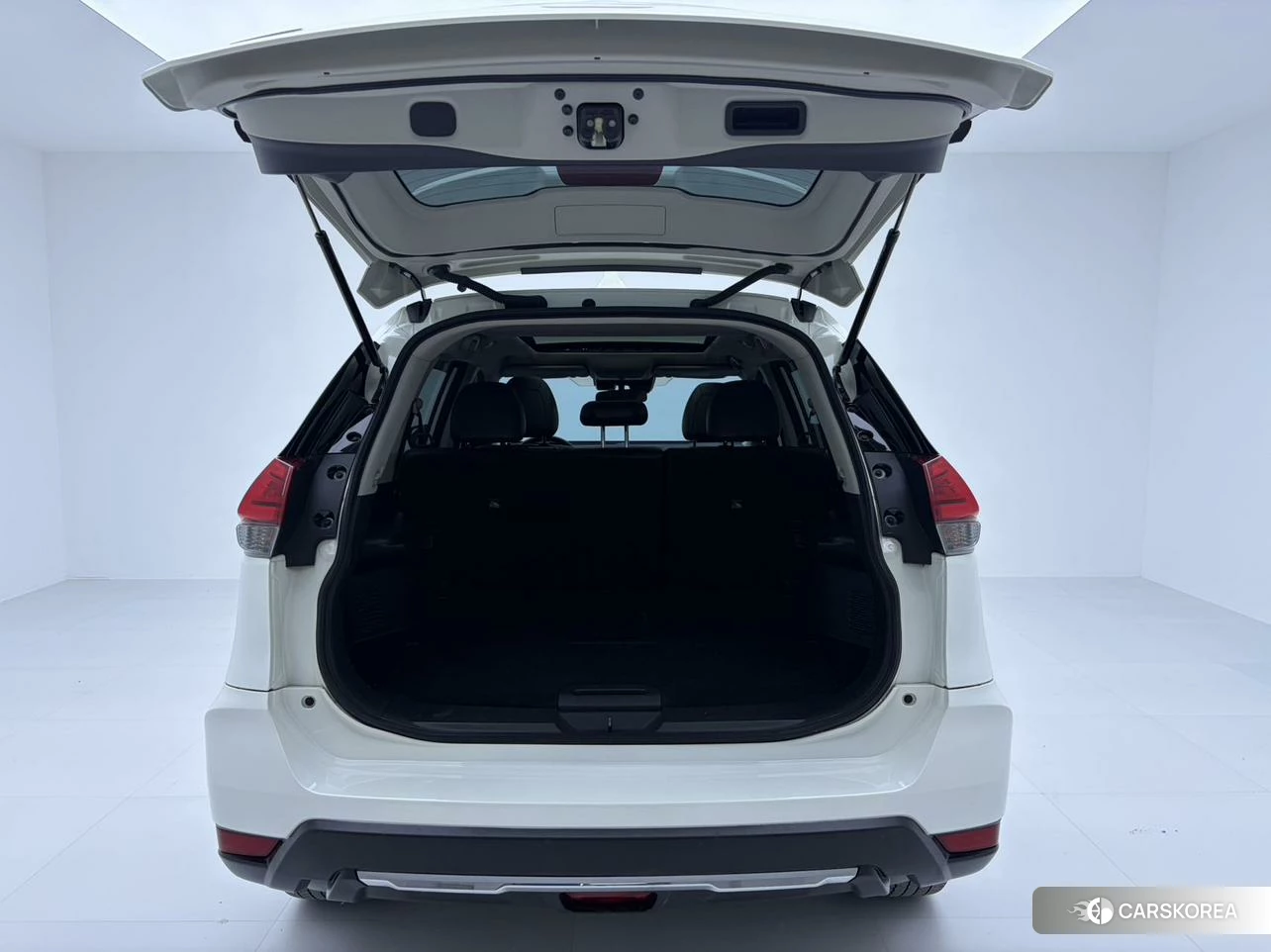 Nissan Qijun 2023 Белый из Китая, фото 6