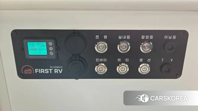 Hyundai Staria 2024 Белый из Кореи, фото 6