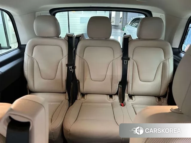 Mercedes-Benz V-Class 2025 Черный из Кореи, фото 6