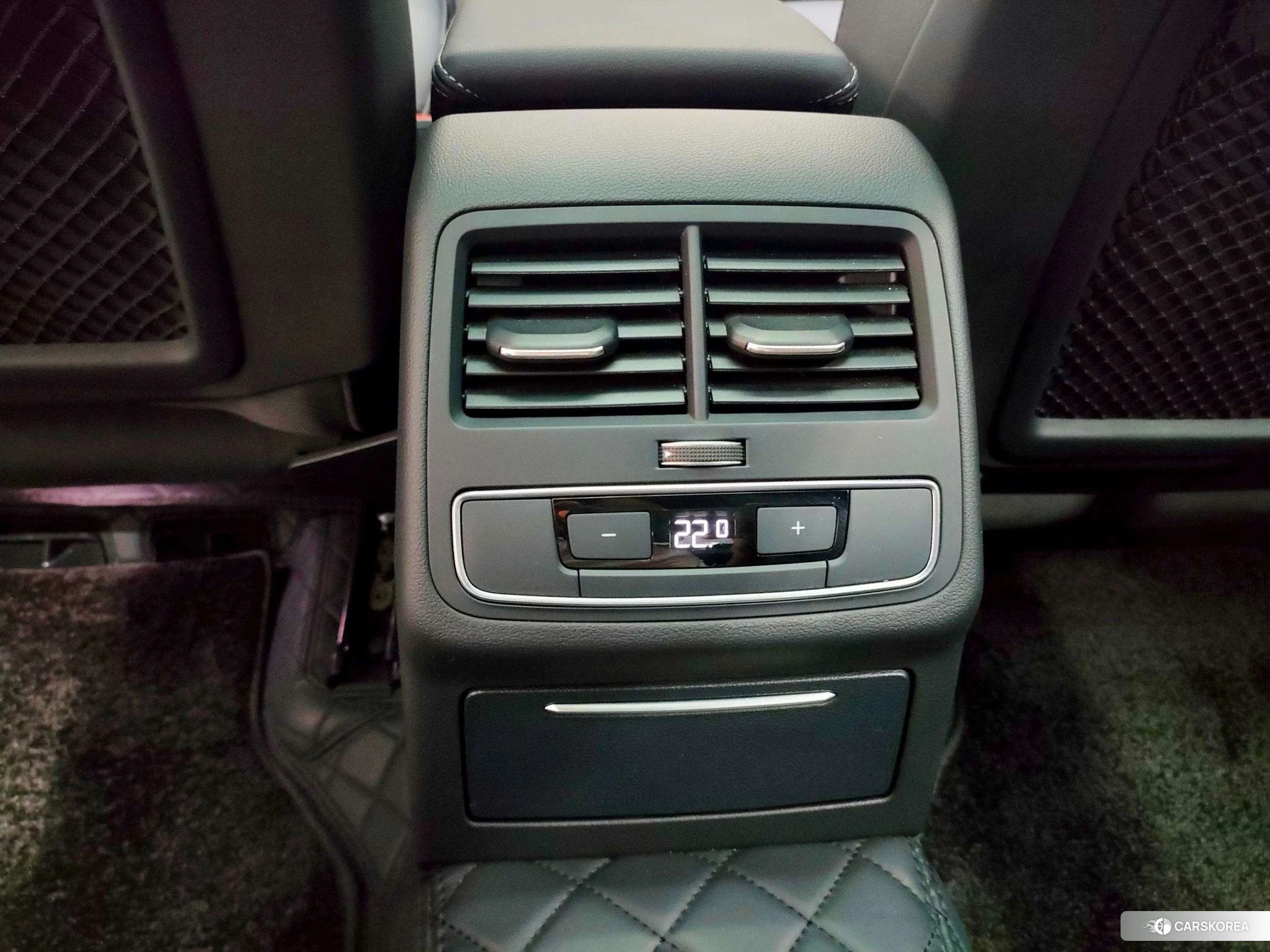 Audi A4L 2023 Зеленый из Китая, фото 6