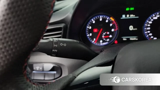 Hyundai Veloster (JS) 2018 Белый из Кореи, фото 6