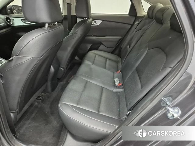 Kia The New K3 2nd generation 2022 Серый из Кореи, фото 6