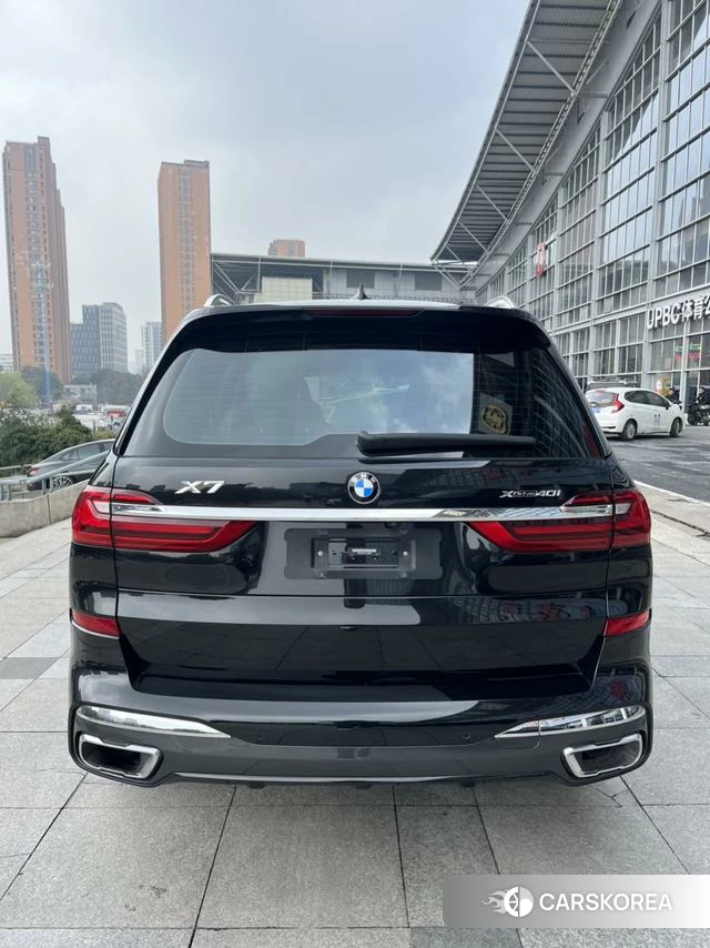 BMW X7 2021 Черный из Китая, фото 6