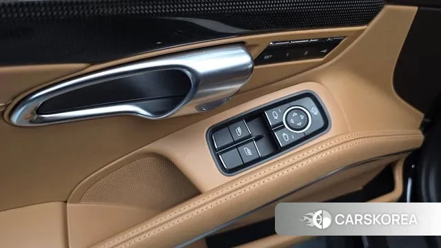 Porsche 718 Cayman 2022 Черный из Кореи, фото 6