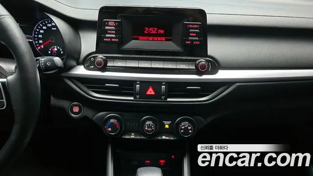 Kia The New K3 2nd generation 2022 Белый из Кореи, фото 6