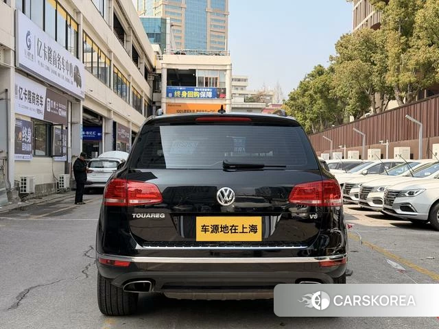 Volkswagen Touareg 2018 Черный из Китая, фото 6