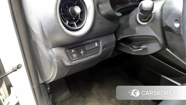 Kia The New K3 2nd generation 2022 Белый из Кореи, фото 6