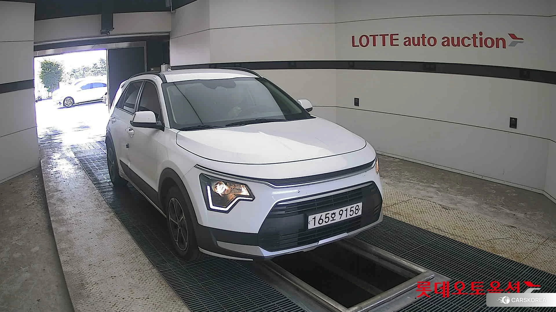Kia Niro Hybrid 2022 Snow White Pearl (optional) из Кореи, фото 6